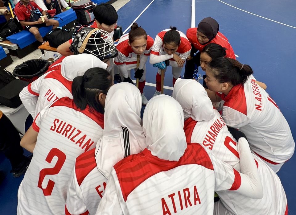 7e12e401 e36e 4918 91cf fd1de22d45ee - Malaysia Continue to Collect Points In Third Round Robin Round - The National Men's and Women's Hall Hockey Squad managed to continue to ensure no dropouts at the Hockey In The Hall event, the 2023 SEA Games, Phnom Penh, Cambodia which took place at Dinosaur Park Hall, Chroy Changvar, today.